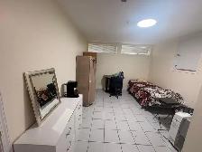 LOOKING 1 PERSON TO SHARE 1 BDRM IN A 3 Bdrm BSMT SUITE