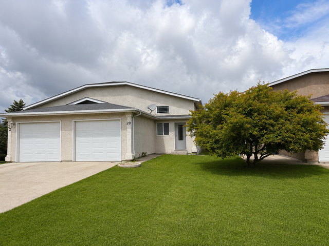 Spacious 4-bedroom Townhouse for Rent in Steinbach