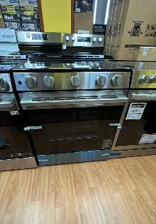 LG 30' 6.3 Cu. Ft. Electric Slide-In Range With Easy Clean - Photo 2