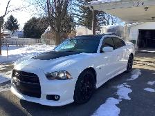 Dodge charger SR8,6.4  l. , 2012