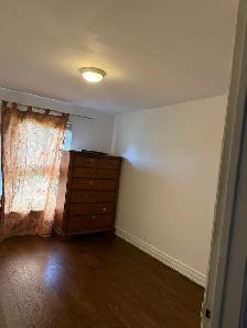 furnished rooms for rent near Bramalea Go Station - Photo 5