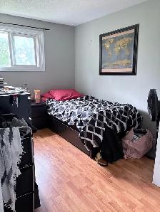 White Oaks 3 Bedroom Townhouse - Photo 8