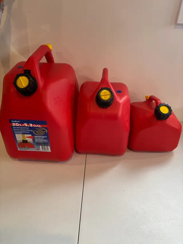 Scepter Gas/Fuel Cans – 20L, 10L & 4.5L – Great Condition