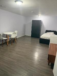 Basement Room for Rent in Scarborough - Photo 2