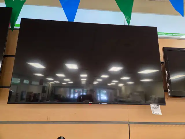 Hisense 58' 4K Smart TV – ONLY $250   Tax!