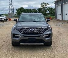 2022 Ford Explorer Limited - Photo 3