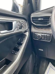 2022 Ford Explorer Limited - Photo 8