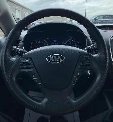 2018 Kia Forte LX - Photo 18