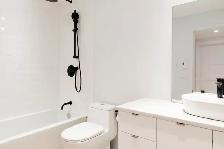 Renovated 2BR / 2BA Apartment in Plateau – Fully Furnished - Photo 4