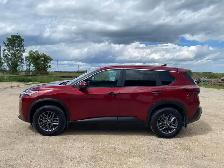 2021 Nissan Rogue S - Photo 8