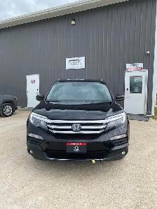 2017 Honda Pilot Touring - Photo 2