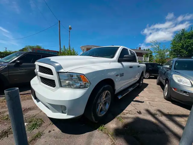 Dodge Ram 1500 2017 $15 495. Rusty 450-820-0550