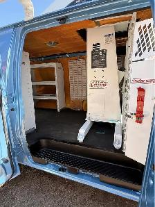 2011 FORD E-350 ECONOLINE BUCKET VAN ONLY 102,800 KMS LOW LOW - Photo 13
