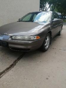 1999 Oldsmobile intrigue GL - Photo 2
