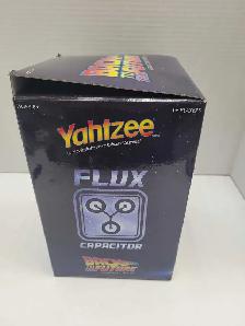 Yahtzee Back to the Future Flux Capacitor Edition - Photo 3