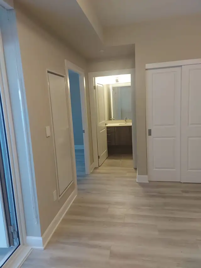 Furnished Modern 1-Bedroom Condo for Rent – Oakville