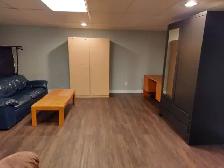 1 large bedroom suite located in the desired area of upper Sahal