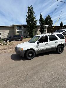 Ford escape four-door hatchback - Photo 3