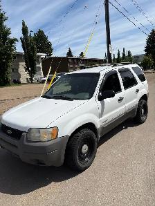 Ford escape four-door hatchback - Photo 4