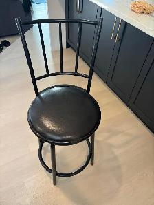 Tall kitchen/ Bar Stools - Photo 2
