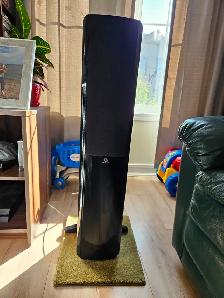 Indoor Outdoor Items For Sale