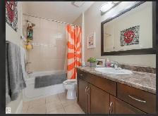 1/2 duplex for rent - Photo 4