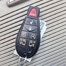2013 Chrysler Town & Country Limited, Low mileage - Photo 19