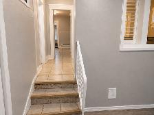 3 Bedrooms 1 bath 16 minute bus to Laurier - Photo 2