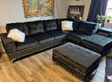 Amazing sale offer on stylish couch