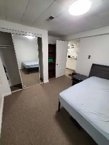 One Bedroom Basement Apartment For Rent - Photo 2