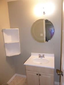 Master bedroom, all  utilities included - Photo 3