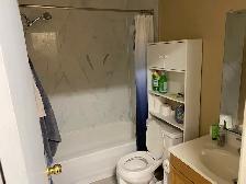 1 ROOM FOR RENT 5min FROM BROCK UNIVERSITY, DIRECT BUS IN FRONT - Photo 3