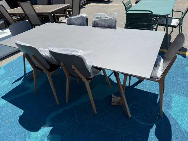 Outdoor patio dining set