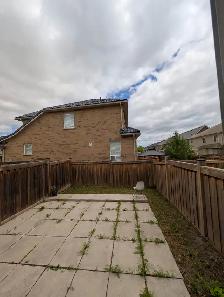 private or sharing awesome room Oshawa - Photo 9