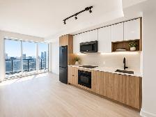 DT Toronto 1bed 1Den 1Bath Luxury Condo For Rent at 5 Defries St - Photo 2