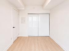 DT Toronto 1bed 1Den 1Bath Luxury Condo For Rent at 5 Defries St - Photo 7