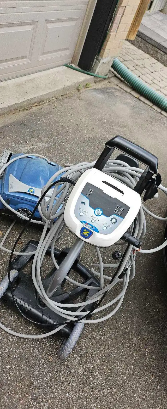 Zodiac Pool Cleaner