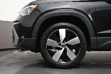 2025 Volkswagen Taos Trendline AWD ONE OWNER! Low KMS, Like New! - Photo 4