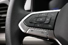 2025 Volkswagen Taos Trendline AWD ONE OWNER! Low KMS, Like New! - Photo 12