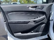2022 Ford Edge TITANIUM - Photo 16