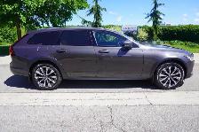 2022 Volvo V90 FRONT MASSAGING SEATS / ONE OWNER / CLEAN CARFAX! - Photo 5