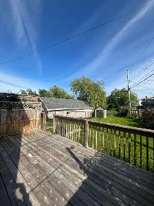 WELCOME TO 152 HAMPTON GREEN - THREE BEDROOM HOME AVAILABLE - Photo 17