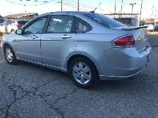 2010 Ford Focus SE CERTIFIED WITH 3 YEARS WARRANTY INCLUDED - Photo 5