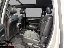 Jeep Wagoneer Series Ii Carbide 2024 - Photo 10