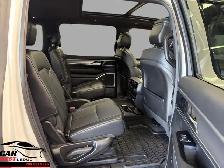 Jeep Wagoneer Series Ii Carbide 2024 - Photo 12