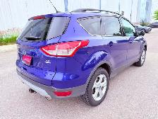 2014 Ford Escape SE 4dr 4x4 Automatic - Photo 11