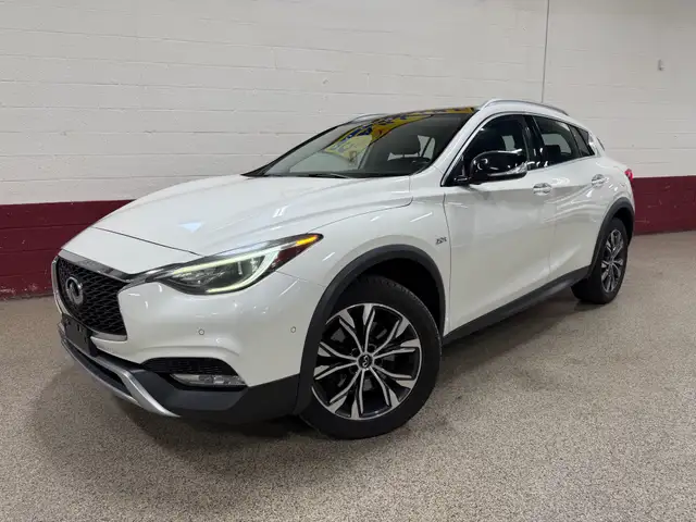 2018 Infiniti QX30 AWD|NAVIGATION - REAR CAMERA - PANO-ROOF - CO