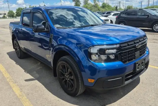 2024 Ford Maverick LARIAT Hybrid | Heated Leather | Black