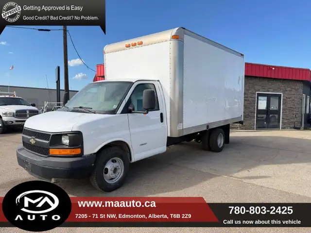 2015 Chevrolet EXPRESS CUTAWAY 14 FT CUBE VAN 4500 Van 159'