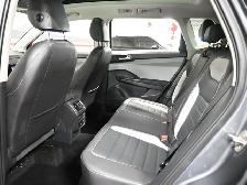 2024 Volkswagen Taos Highline No Accident Leather Panoroof BEATS - Photo 26